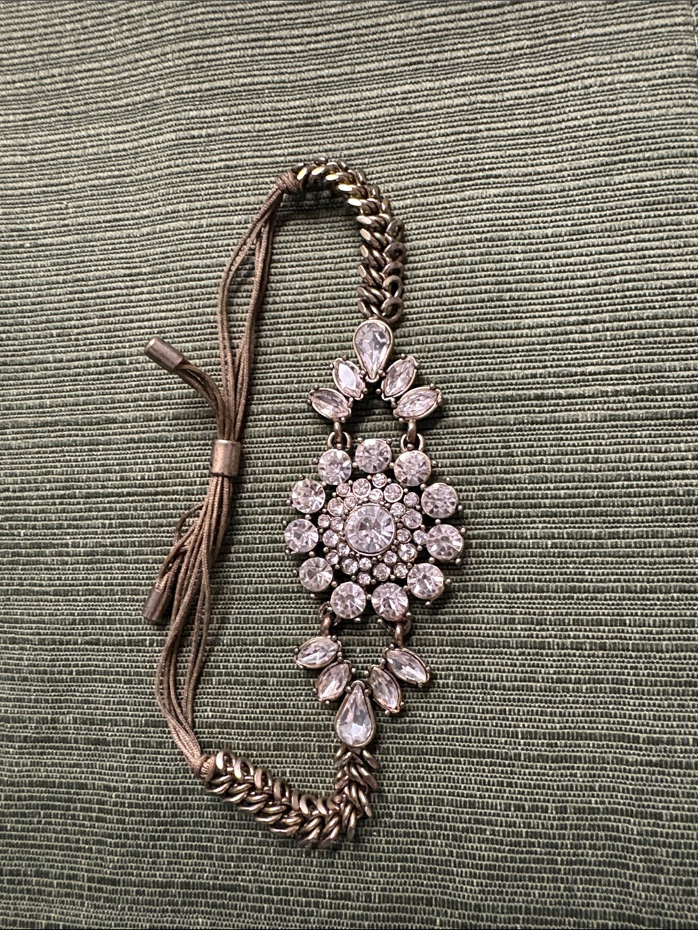 Rhinestone Floral Bracelet in Rose Gold